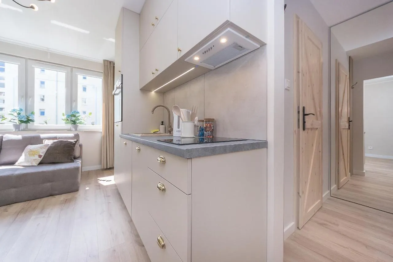 Glow Apartments, Apartamenty Park Reagan غدانسك 0*,